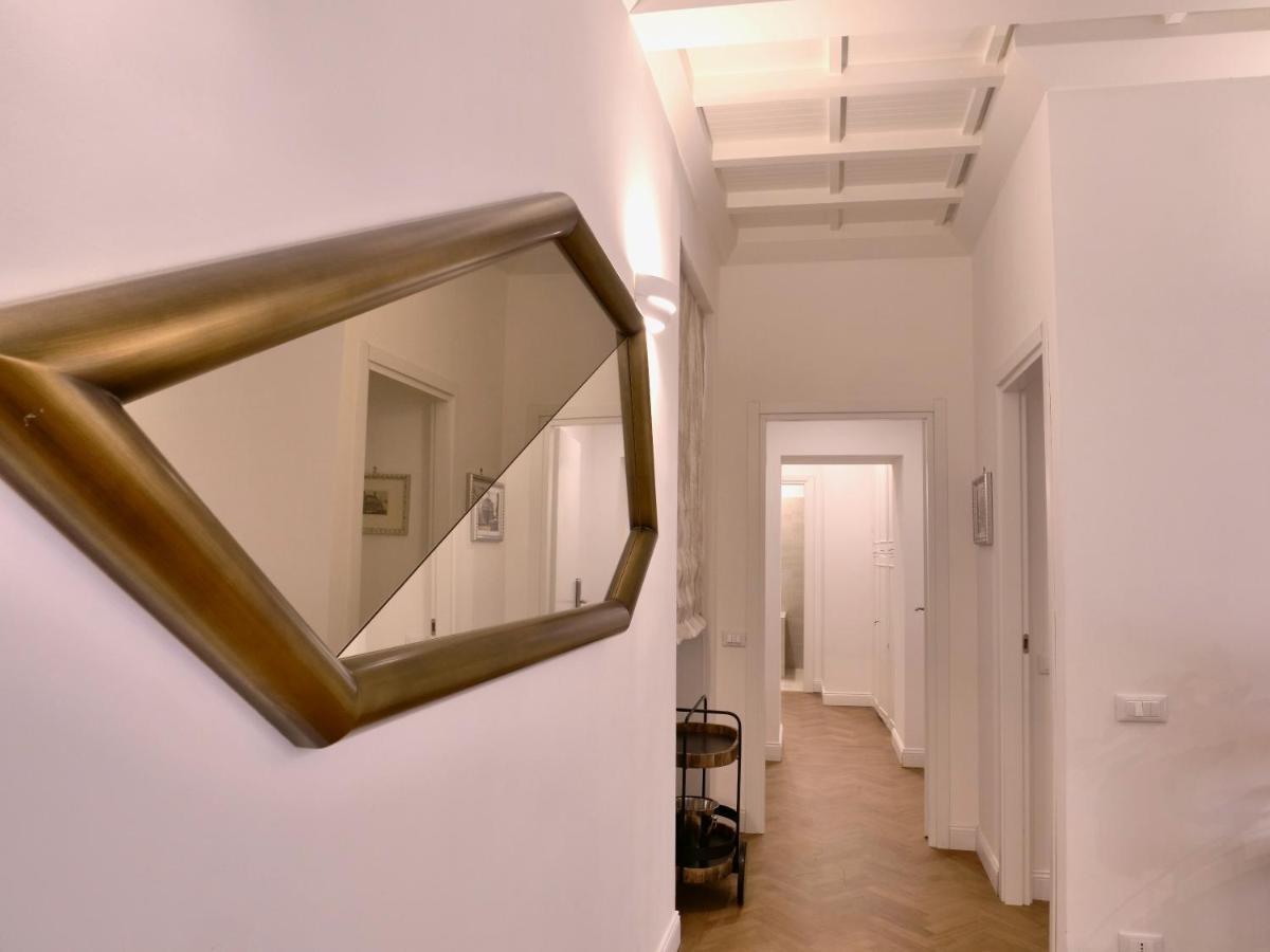 Helmirage Trevi Suite Rome Extérieur photo